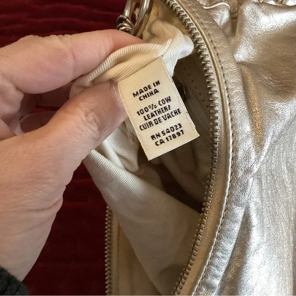 Vtg Banana Republic Gold Leather, bag with shoulder chain - Picture 8 of 15